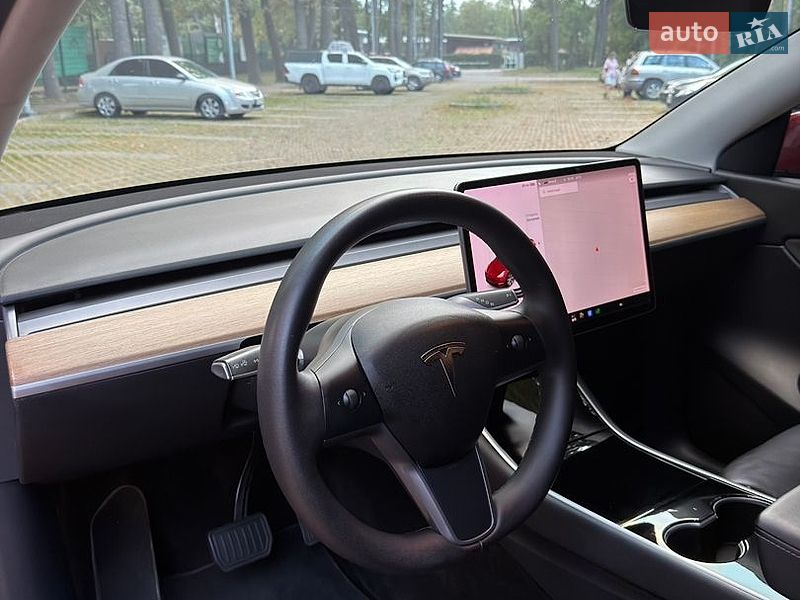 Позашляховик / Кросовер Tesla Model Y 2020 в Харкові