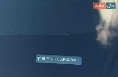 Внедорожник / Кроссовер Tesla Model Y 2022 в Ровно