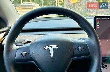 Внедорожник / Кроссовер Tesla Model Y 2022 в Ровно