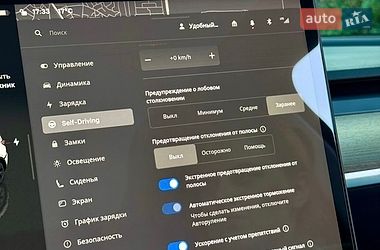 Внедорожник / Кроссовер Tesla Model Y 2022 в Ровно