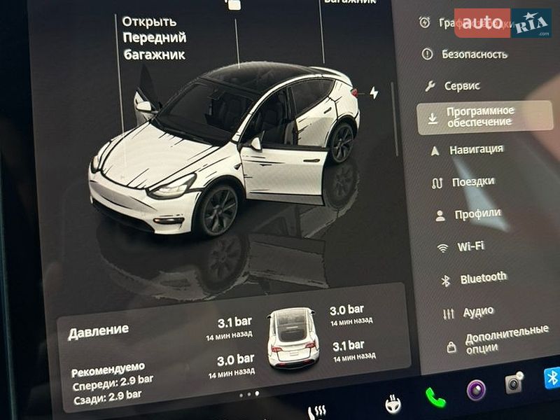 Внедорожник / Кроссовер Tesla Model Y 2022 в Ровно