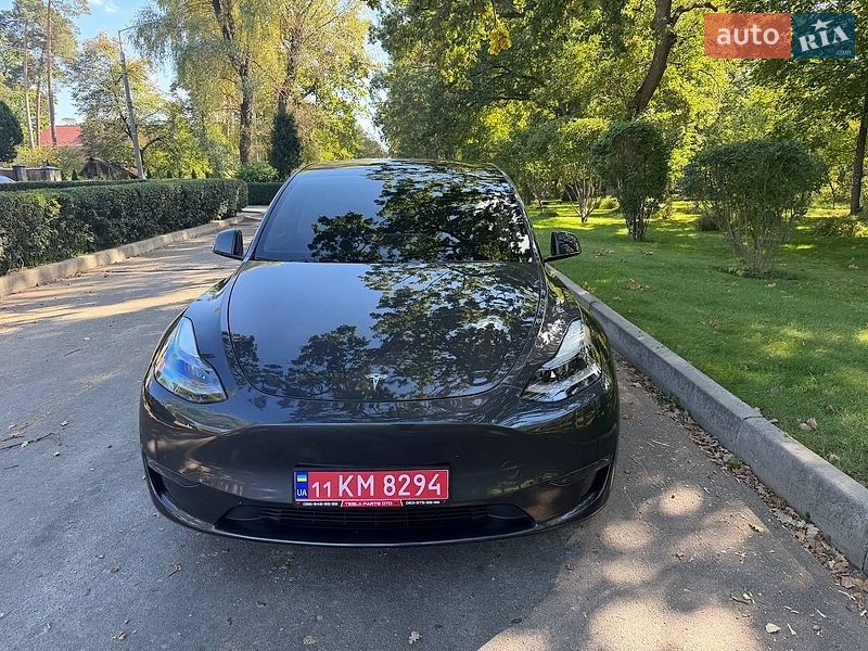 Позашляховик / Кросовер Tesla Model Y 2024 в Києві фото 3 Позашляховик / Кросовер Tesla Model Y 2024 в Києві