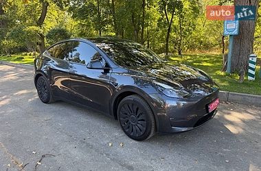 Позашляховик / Кросовер Tesla Model Y 2024 в Києві фото Позашляховик / Кросовер Tesla Model Y 2024 в Києві