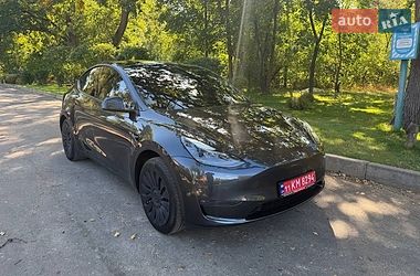 Позашляховик / Кросовер Tesla Model Y 2024 в Києві фото 6 Позашляховик / Кросовер Tesla Model Y 2024 в Києві