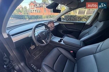 Позашляховик / Кросовер Tesla Model Y 2024 в Києві фото 17 Позашляховик / Кросовер Tesla Model Y 2024 в Києві