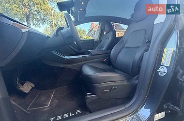 Позашляховик / Кросовер Tesla Model Y 2024 в Києві фото 19 Позашляховик / Кросовер Tesla Model Y 2024 в Києві