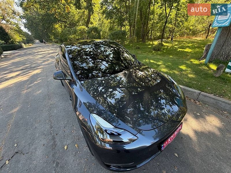 Позашляховик / Кросовер Tesla Model Y 2024 в Києві фото 28 Позашляховик / Кросовер Tesla Model Y 2024 в Києві