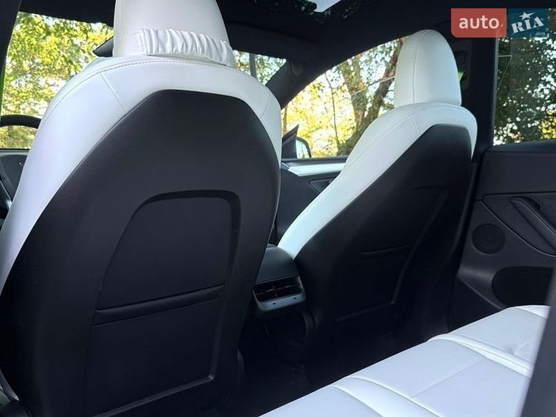 Внедорожник / Кроссовер Tesla Model Y 2024 в Одессе фото 3 Внедорожник / Кроссовер Tesla Model Y 2024 в Одессе
