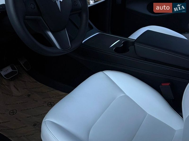 Внедорожник / Кроссовер Tesla Model Y 2024 в Одессе фото 13 Внедорожник / Кроссовер Tesla Model Y 2024 в Одессе