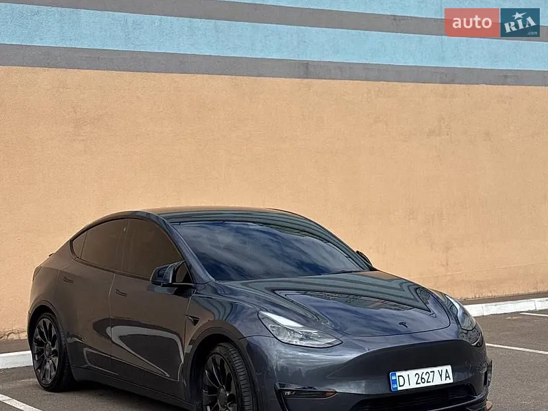 Tesla Model Y