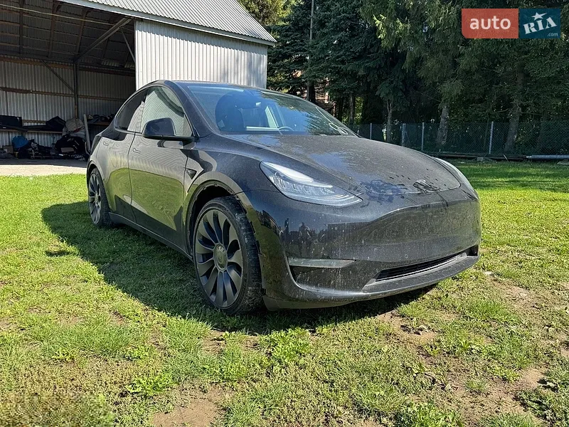 Tesla Model Y