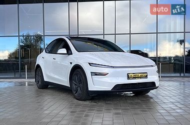 Внедорожник / Кроссовер Tesla Model Y 2025 в Львове