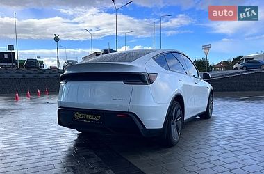 Внедорожник / Кроссовер Tesla Model Y 2025 в Львове