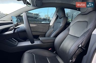 Внедорожник / Кроссовер Tesla Model Y 2025 в Львове
