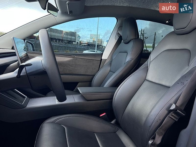 Внедорожник / Кроссовер Tesla Model Y 2025 в Львове