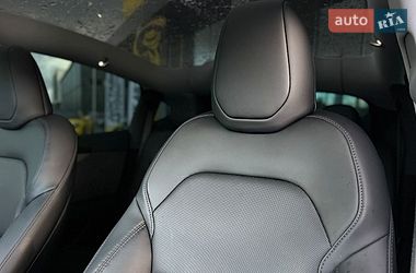 Внедорожник / Кроссовер Tesla Model Y 2025 в Львове