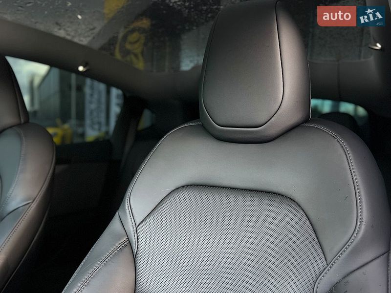 Внедорожник / Кроссовер Tesla Model Y 2025 в Львове