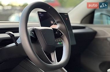 Внедорожник / Кроссовер Tesla Model Y 2025 в Львове