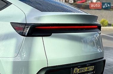 Внедорожник / Кроссовер Tesla Model Y 2025 в Львове