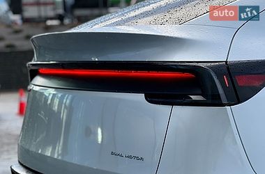 Внедорожник / Кроссовер Tesla Model Y 2025 в Львове