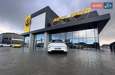 Внедорожник / Кроссовер Tesla Model Y 2025 в Львове
