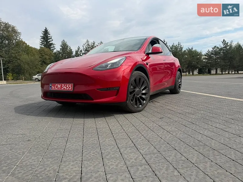 Tesla Model Y 2023
