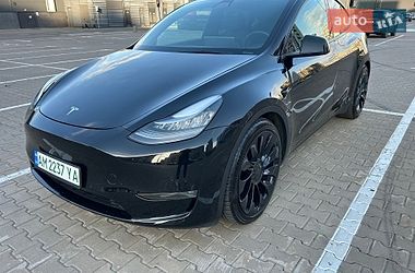 Tesla Model Y  2020