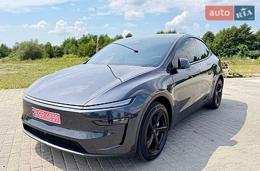 Внедорожник / Кроссовер Tesla Model Y 2025 в Львове