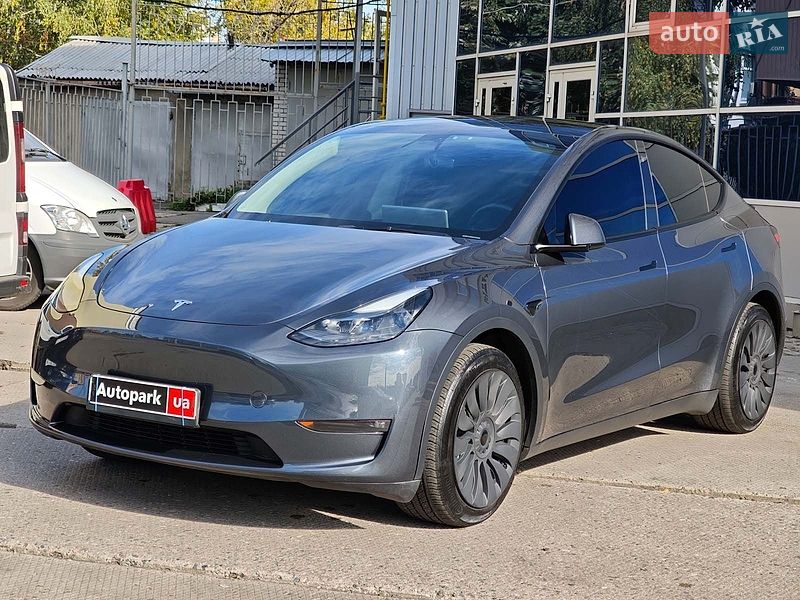 Tesla Model Y 2022 Tesla Model Y 2022