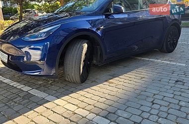 Tesla Model Y  2023