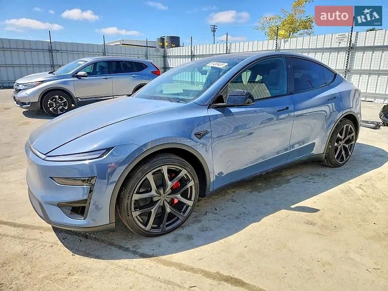 Tesla Model Y 2026