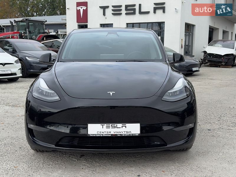 Tesla Model Y 2022