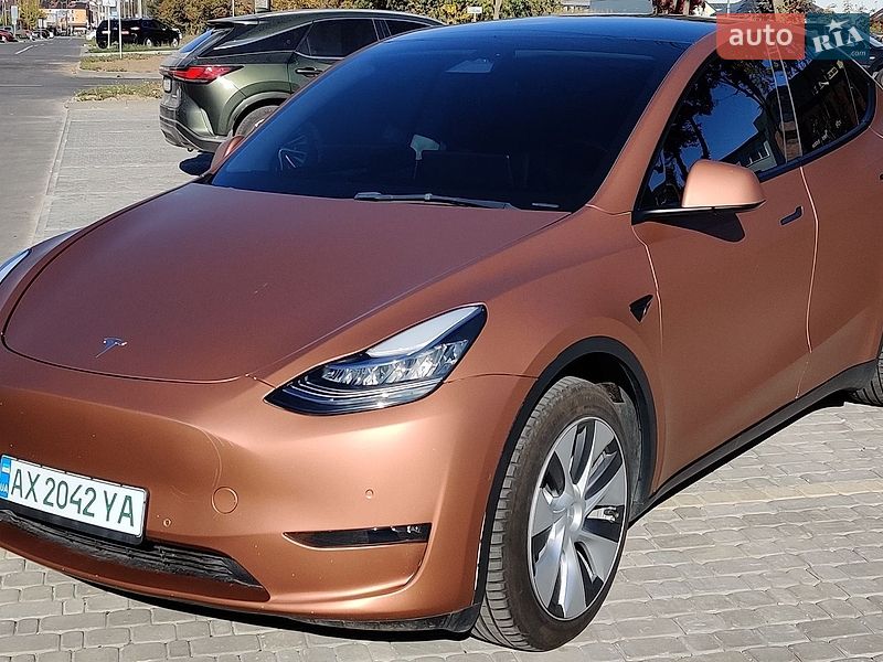 Tesla Model Y 2022
