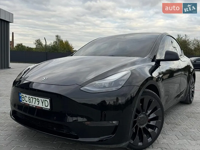 Tesla Model Y