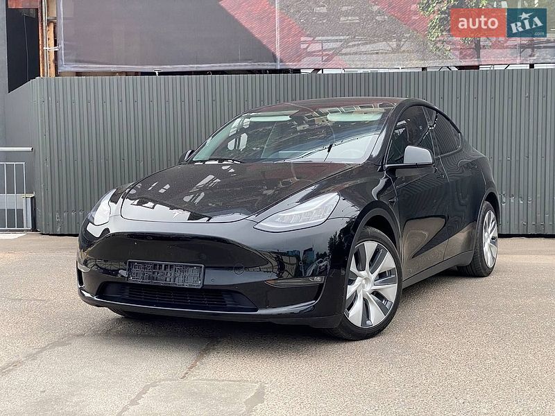 Tesla Model Y 2020