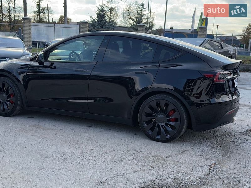 Внедорожник / Кроссовер Tesla Model Y 2022 в Виннице