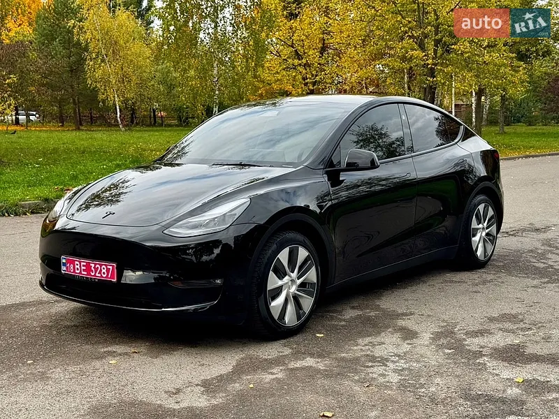 Tesla Model Y