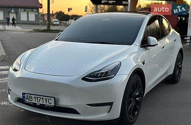 Tesla Model Y  2022