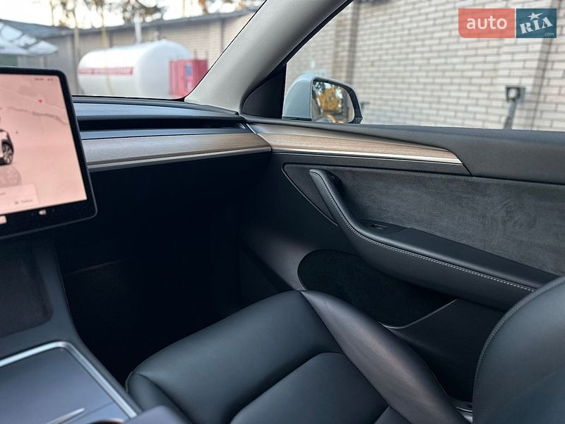 Позашляховик / Кросовер Tesla Model Y 2022 в Вінниці