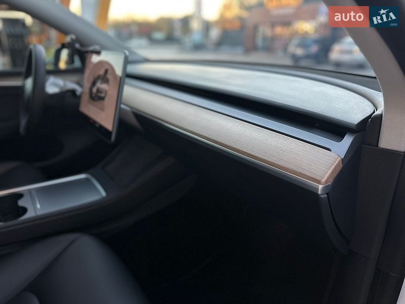 Позашляховик / Кросовер Tesla Model Y 2022 в Вінниці