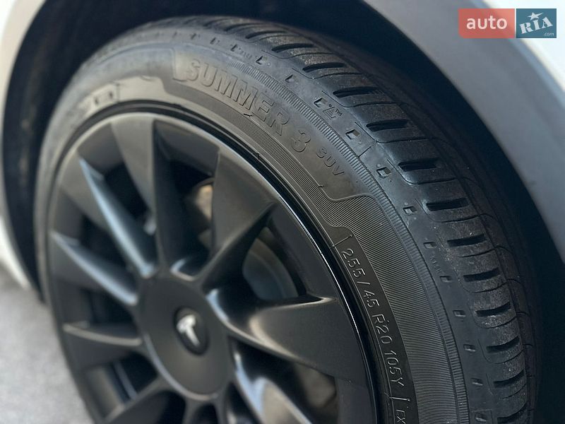 Позашляховик / Кросовер Tesla Model Y 2022 в Вінниці
