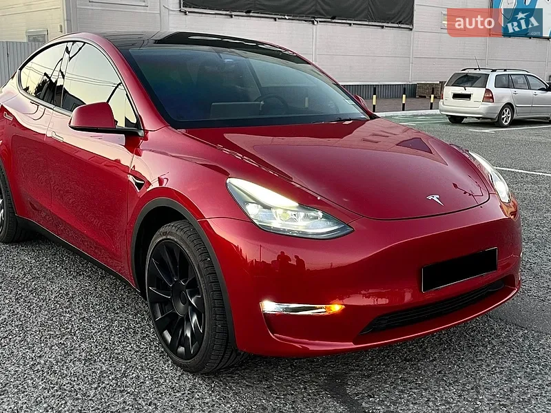Tesla Model Y
