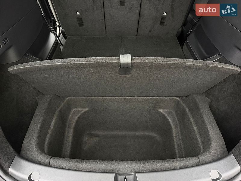 Позашляховик / Кросовер Tesla Model Y 2024 в Рівному