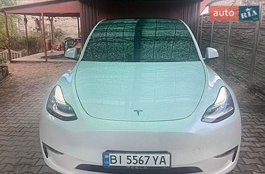 Tesla Model Y  2023