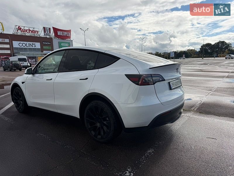 Внедорожник / Кроссовер Tesla Model Y 2023 в Одессе