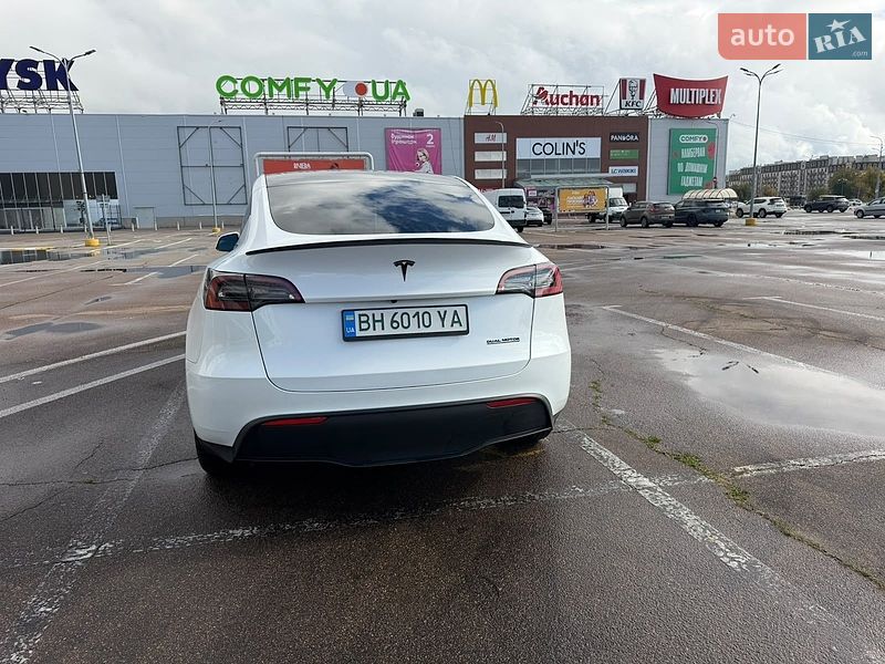 Внедорожник / Кроссовер Tesla Model Y 2023 в Одессе
