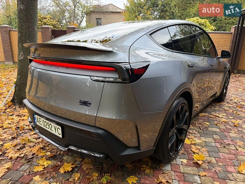 Внедорожник / Кроссовер Tesla Model Y 2026 в Днепре