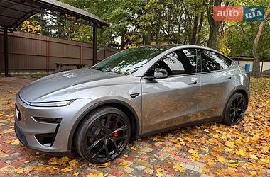 Внедорожник / Кроссовер Tesla Model Y 2026 в Днепре