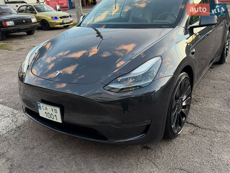 Позашляховик / Кросовер Tesla Model Y 2024 в Черкасах