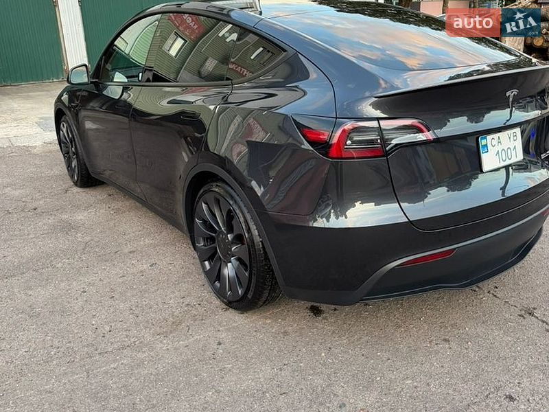Позашляховик / Кросовер Tesla Model Y 2024 в Черкасах